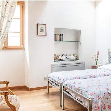Alla Torre Del Barbarossa B&B Foresteria 만델로델라리오 외부 사진