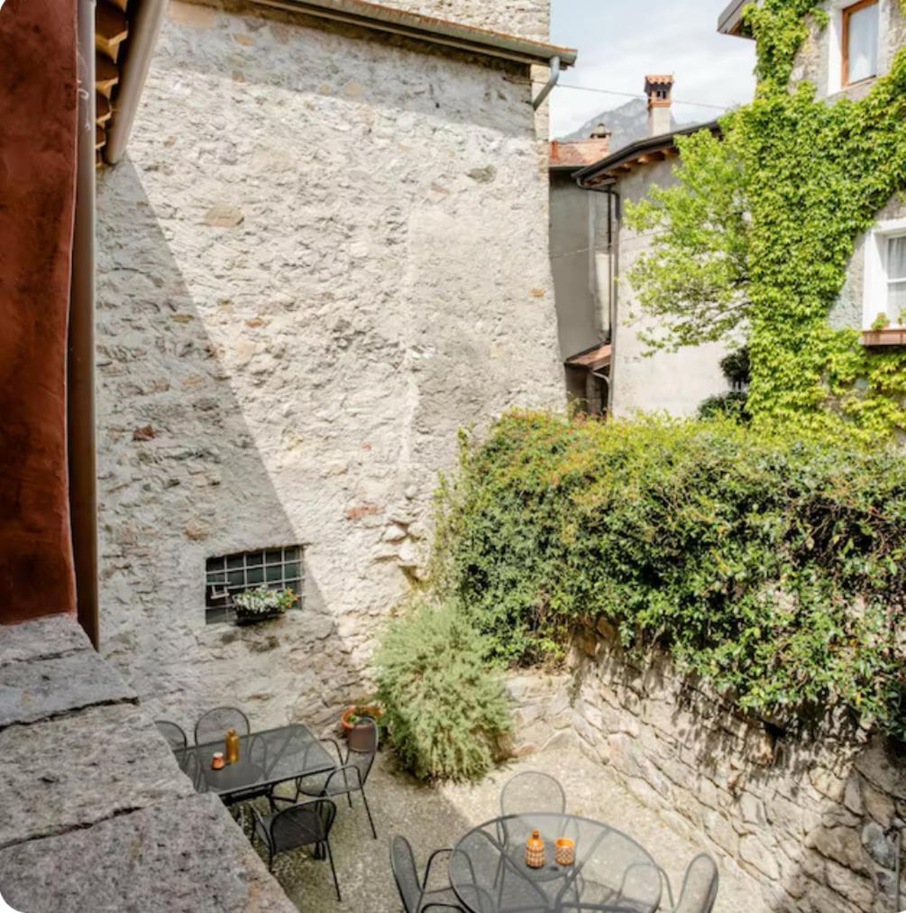 Alla Torre Del Barbarossa B&B Foresteria 만델로델라리오 외부 사진